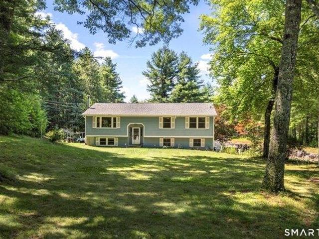 3 bedroom, Voluntown CT 06384 105693085