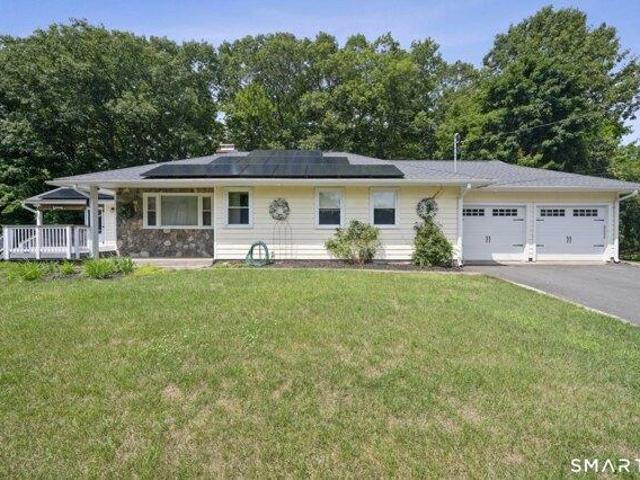 3 bedroom, Vernon CT 06066 104687100