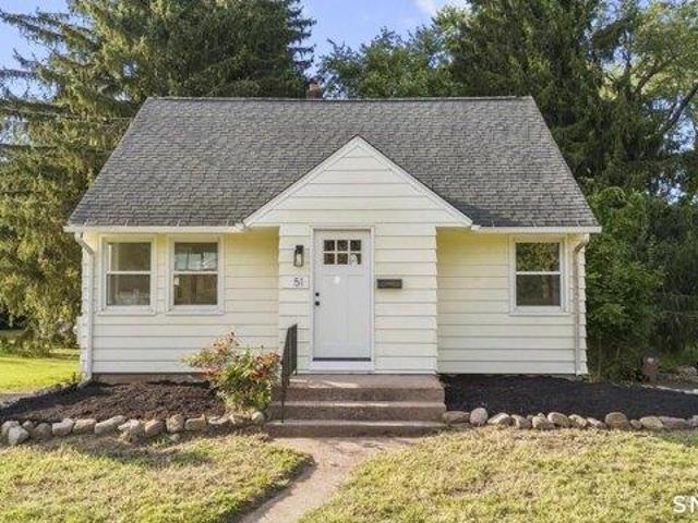 3 bedroom, Vernon CT 06066 105630290