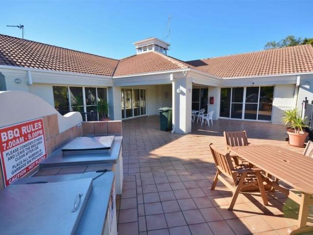 3 Bedroom Villa for Rent – Lakeland Villas, Merrimac