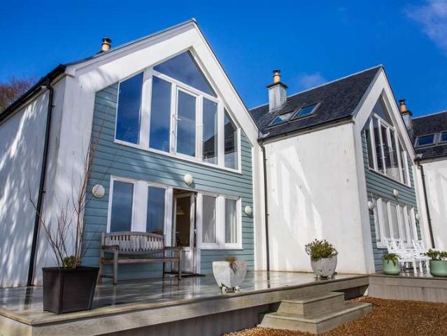 3 Bedroom Villa House
