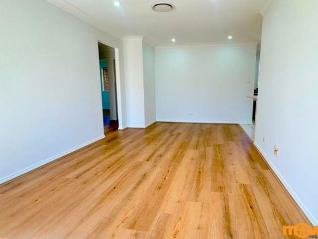 3 Bedroom Villa in Wentworthville | Ducted Air Conditioning