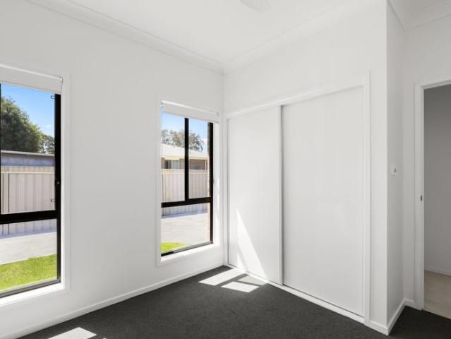 3 Bedroom Villa with Yard & Garage