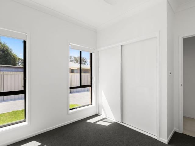 3 Bedroom Villa with Yard & Garage