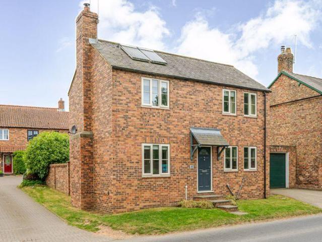 3 bedroom village house for sale