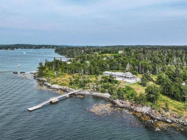 3 bedroom, Vinalhaven ME 04863 104849464