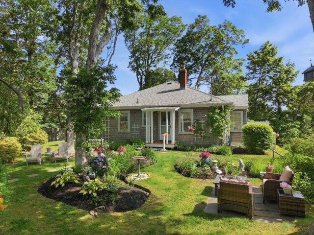 3 bedroom, Vineyard Haven MA 02568 105428101