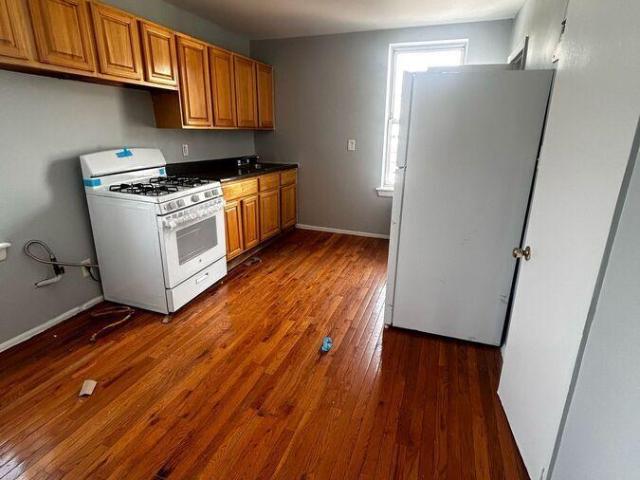 3 bedroom, Yonkers NY 10705 92363771