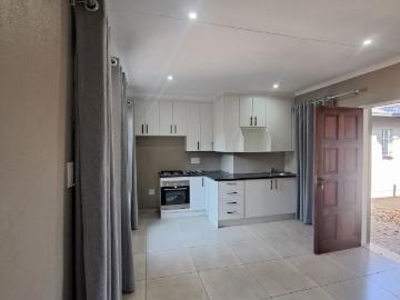 3 BedroomApartment / Flat For Rent inHennopspark