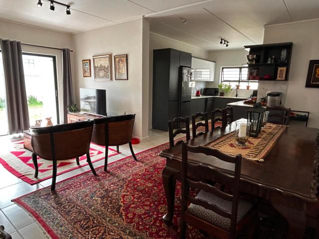3 BedroomApartment / Flat For Rent inThe Huntsman