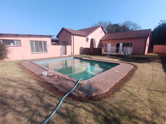 3 BedroomHouse to Rent in Brakpan