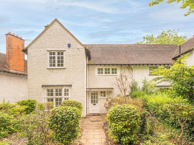 3 Bedrooms Maisonette for Rent in Oakwood Road | Foxtons