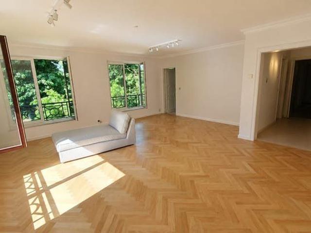 3 Bedrooms Apartment in Ixelles, Parc Tenbosch, Chatelain