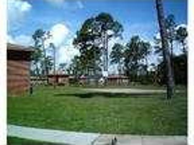 3 bedrooms Apartment in Quiet Building Gulfport. $953/mo