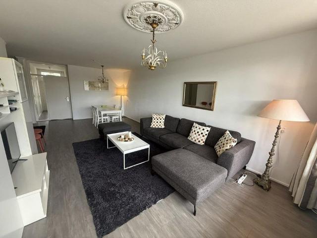 3 bedrooms Apartment Surface Area: 120m2 Unfurnished
