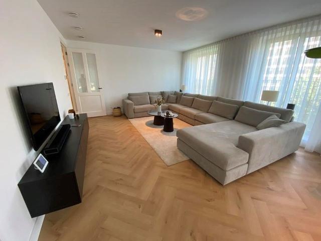 3 bedrooms Apartment Surface Area: 132m2 Unfurnished