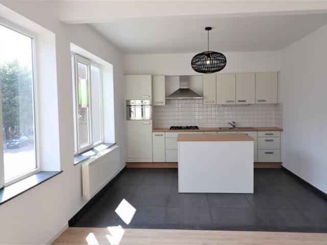 3 bedrooms Apartment Surface Area: 85m2 Unfurnished Available from: 2026 11 01