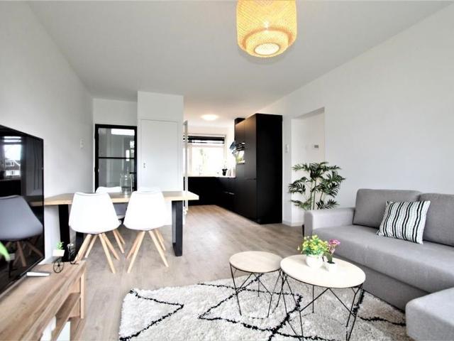 3 bedrooms Apartment Surface Area: 86m2 Unfurnished