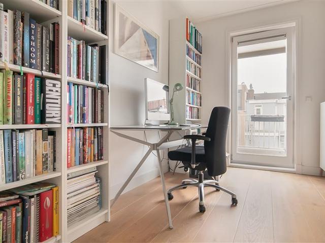 3 bedrooms Apartment Surface Area: 95m2 Furnished