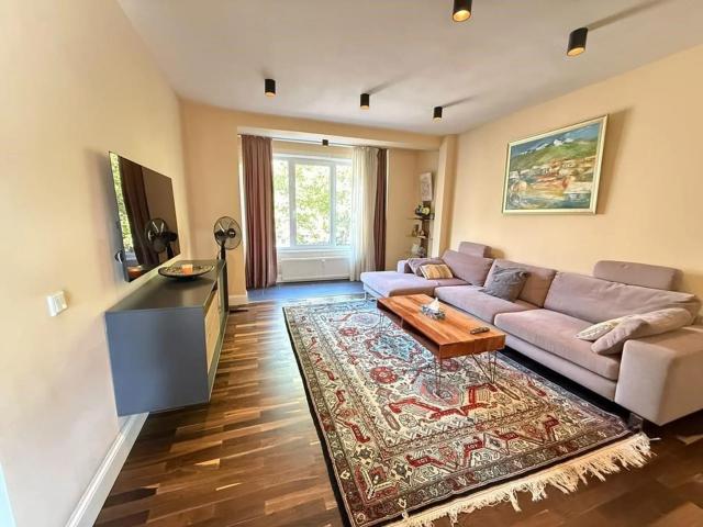 3 bedrooms Appartement Surface Area: 92m2