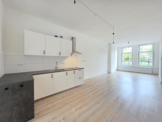 3 bedrooms Appartement Surface Area: 143m2