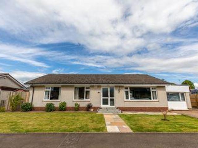 3 Bedrooms Bungalow for sale in Abbey Gardens, Coupar Angus PH13