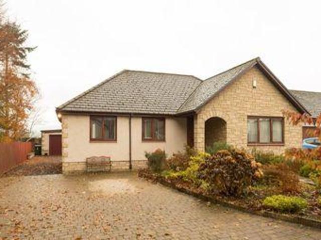 3 Bedrooms Bungalow for sale in Wimberley Court, Coupar Angus, Blairgowrie PH13