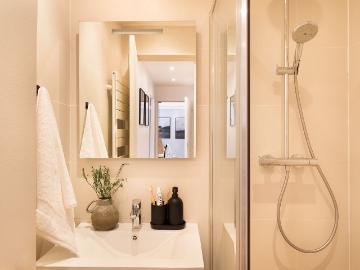 3 bedrooms, balcony and office in Auteuil, Paris Amsterdam Apartments for Rent
