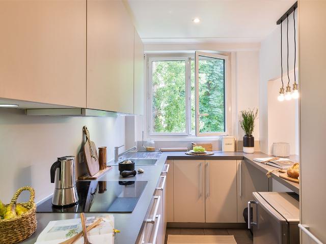 3 bedrooms, balcony and office in Auteuil, Paris Amsterdam Apartments for Rent
