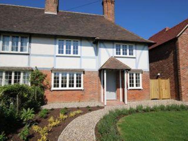 3 Bedrooms Cottage for rent in Frinsted Road, Milstead ME9