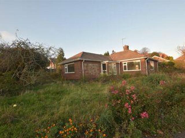 3 Bedrooms Detached bungalow for sale in Glenvine, Ripley, Derbyshire DE5