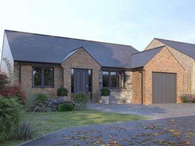 3 Bedrooms Detached bungalow for sale in Hills Mede, Tibshelf, Alfreton DE55