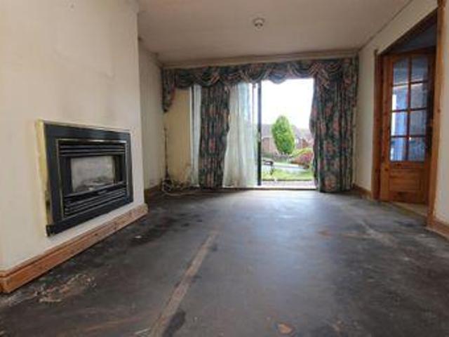 3 Bedrooms Detached house for sale in Marsh House Lane, Darwen BB3
