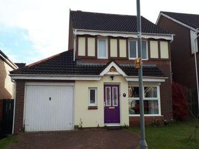 3 Bedrooms Detached house for sale in Ossian Drive, Murieston, Livingston EH54