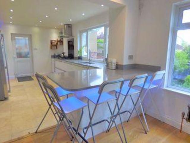 3 Bedrooms Detached house for sale in Ashleigh Road, Weston Super Mare BS23