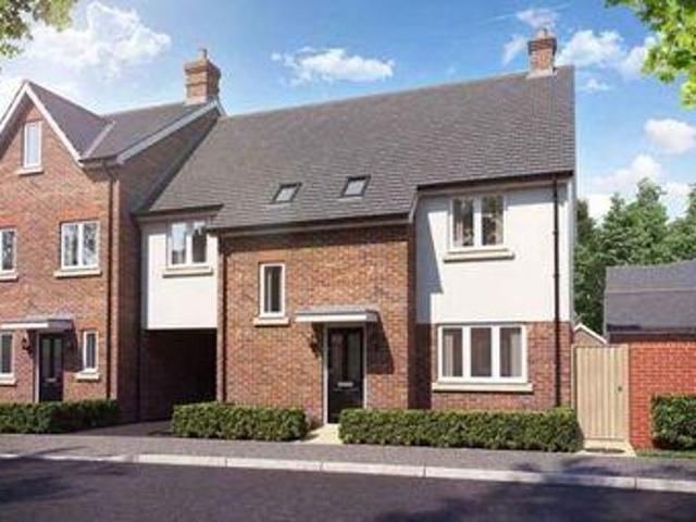 3 Bedrooms Detached house for sale in Kingsfield Park, Aylesbury HP18