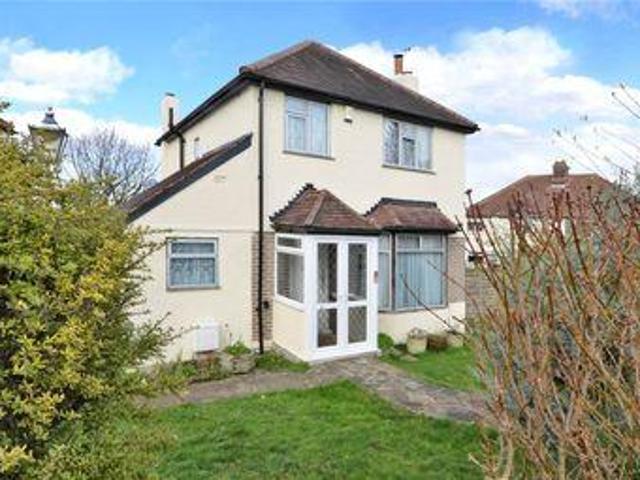 3 Bedrooms Detached house for sale in Lambert Road, Banstead, Surrey SM7