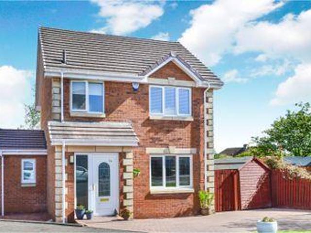 3 Bedrooms Detached house for sale in St. Ninians Place, Stonehouse ML9
