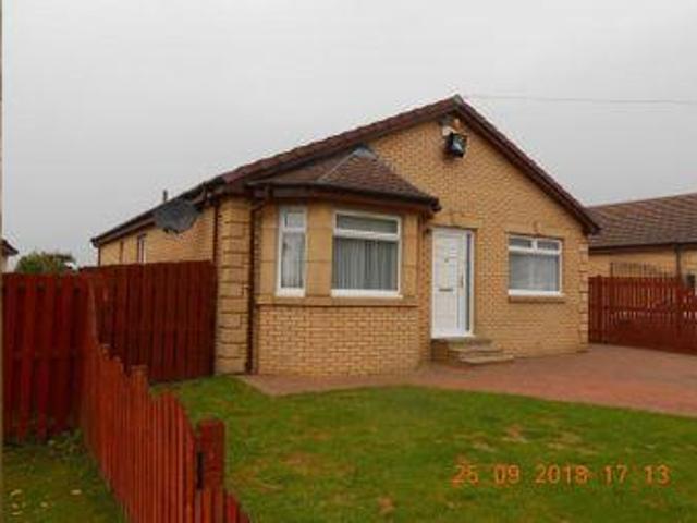 3 Bedrooms Detached house for sale in Station Road, Netherburn, Larkhall ML9