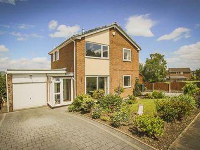 3 Bedrooms Detached house for sale in Shropshire Drive, Wilpshire, Blackburn BB1