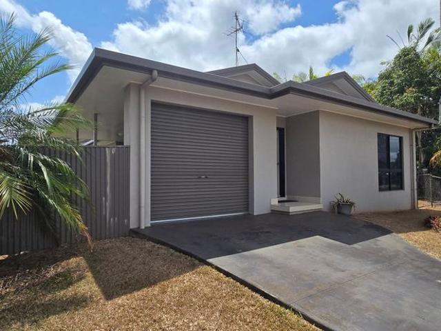 3 bedrooms + En suite