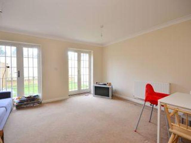 3 Bedrooms End terrace house for rent in Barry Road, East Dulwich SE22
