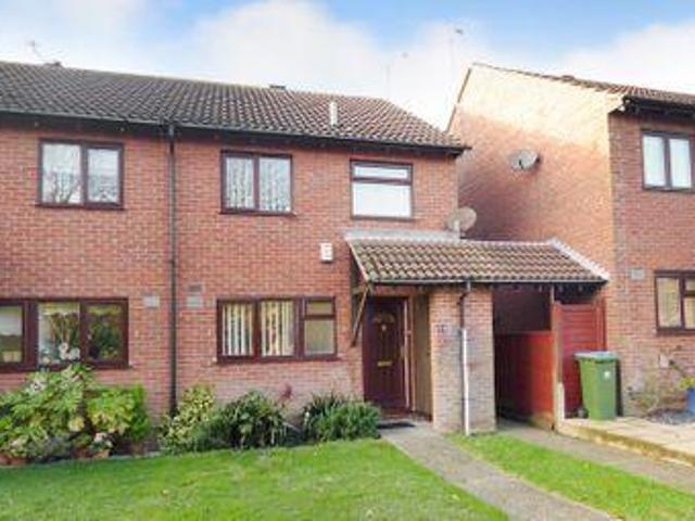 3 Bedrooms End terrace house for rent in Dinsdale Gardens, Rustington, Littlehampton BN16
