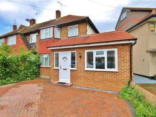 3 Bedrooms End terrace house for sale in Ashridge Way, Sunbury On Thames, Surrey TW16