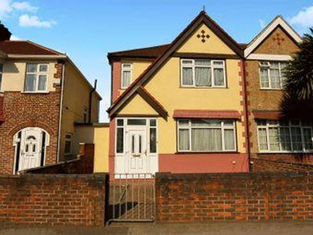 3 Bedrooms End terrace house for sale in Greenford Road, Greenford UB6
