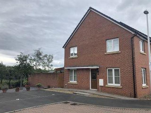 3 Bedrooms End terrace house for sale in Haynes Court, Swansea, City And County Of Swansea. SA1