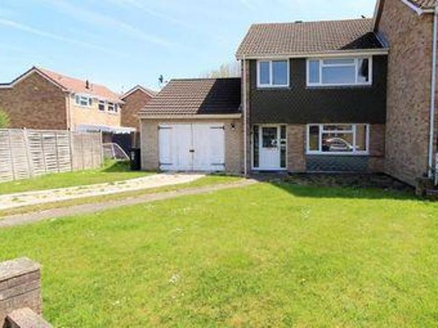3 Bedrooms End terrace house for sale in Ilminster, Dunster Crescent, Weston Super Mare, North Somerset. BS24