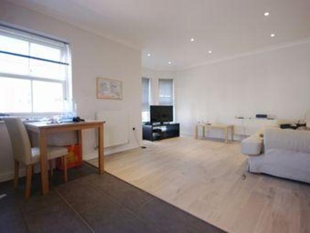 3 Bedrooms Flat for rent in Caledonian Square, Camden NW1