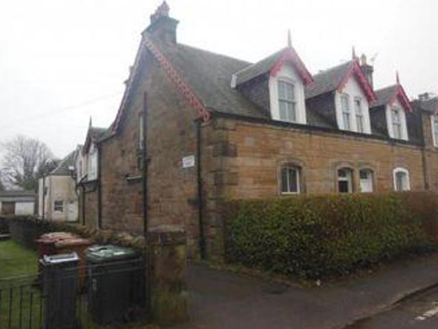 3 Bedrooms Flat for rent in Juniper Lane, Juniper Green, Edinburgh EH14