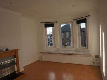 3 Bedrooms Flat for rent in York Street, Ayr KA8